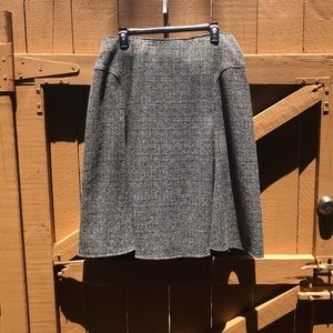 Beautiful skirt poly/rayon